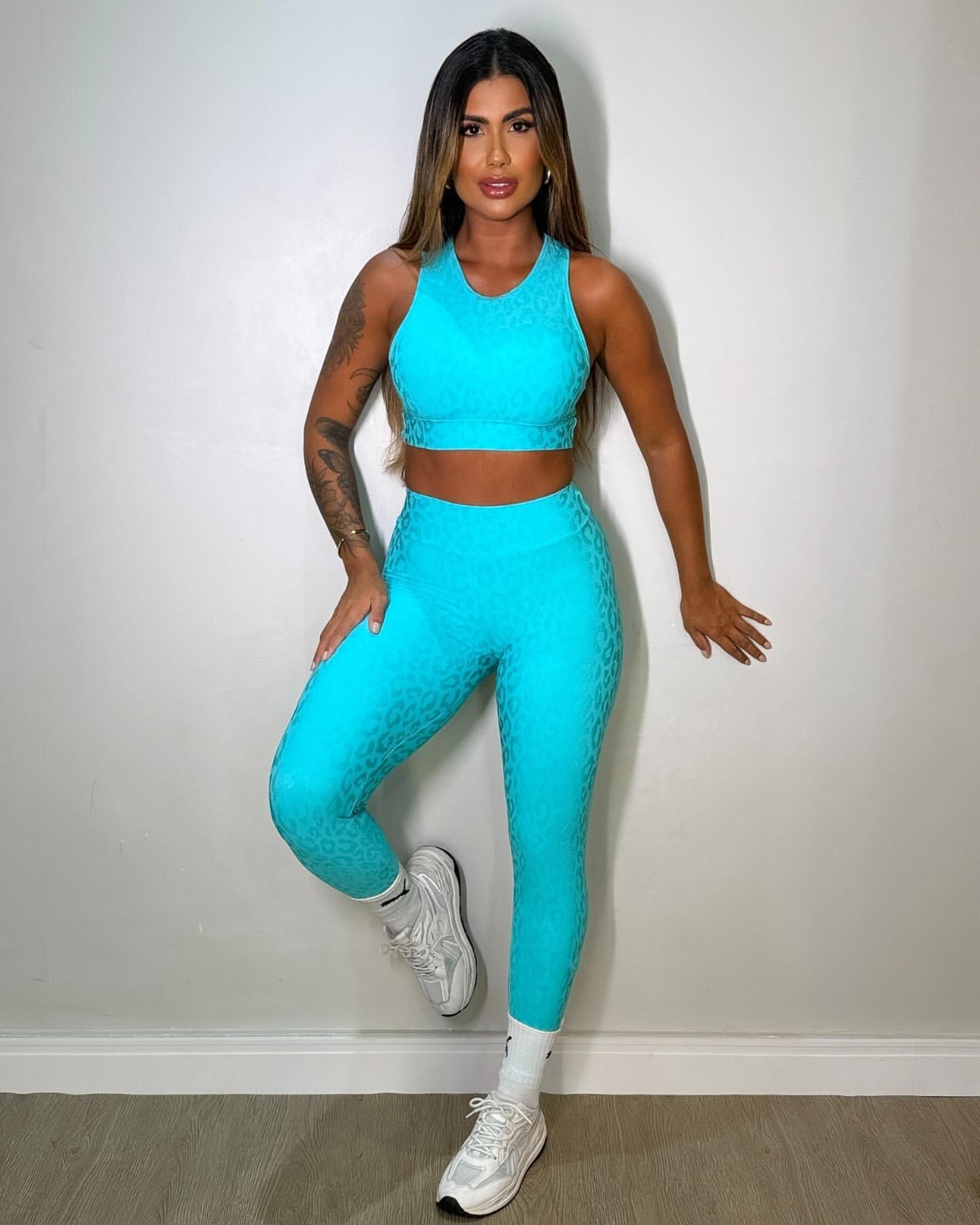Conjunto Azul Turquesa Relevo Oncinha + Legging