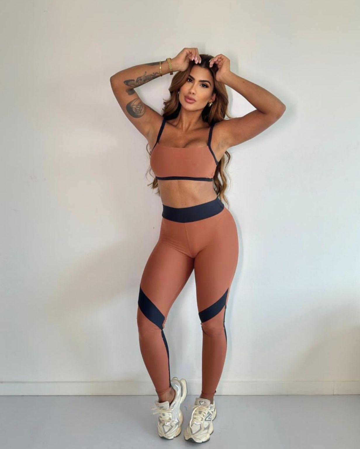 Conjunto Caramelo/Preto Bicolor + Legging