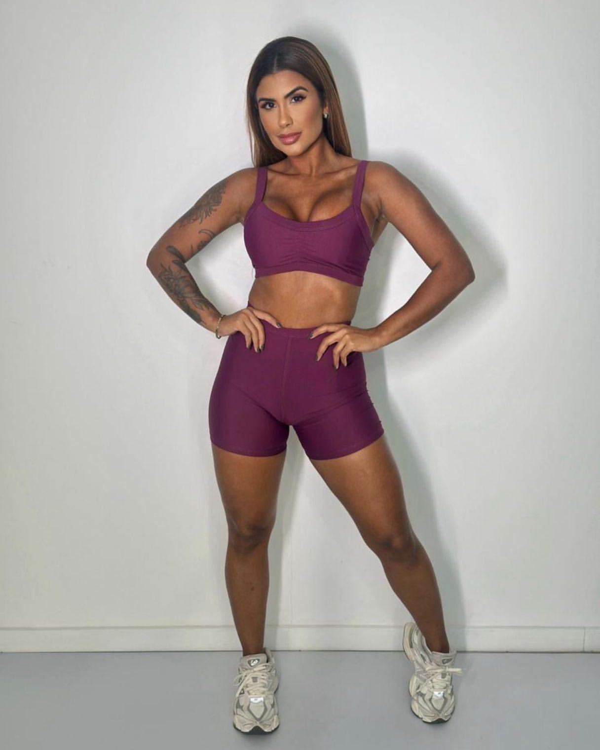 Conjunto Vinho Liso + Short